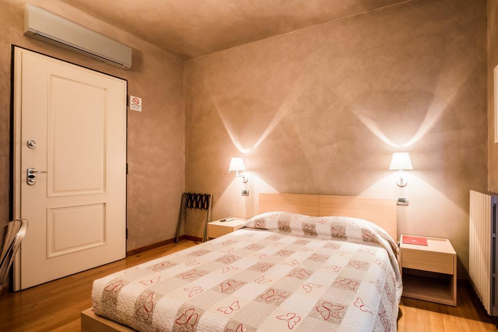 Relais 23 Hotel & Ristorante Castelnuovo Belbo Exterior foto