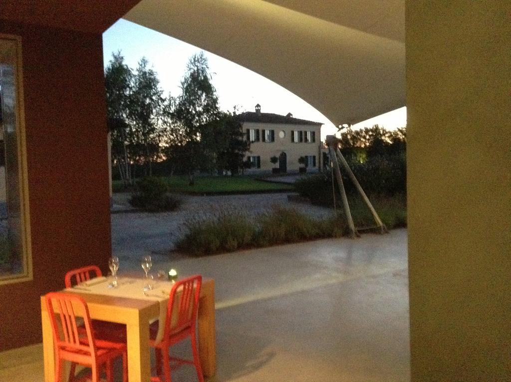 Relais 23 Hotel & Ristorante Castelnuovo Belbo Exterior foto